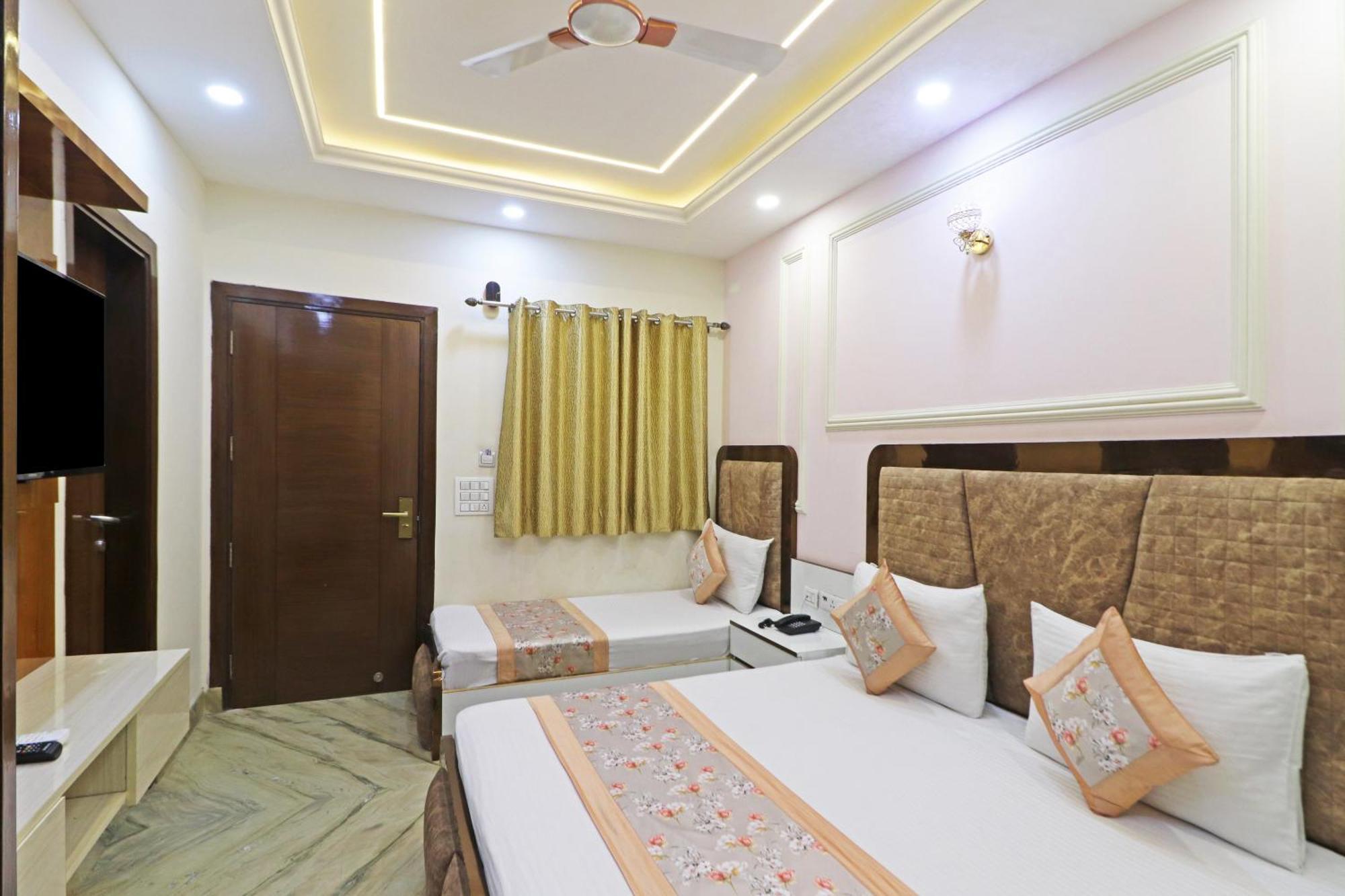 Hotel Samrat Residency 10 Mints Walking Distance Nizamuddin Railway Station New Delhi Exterior foto