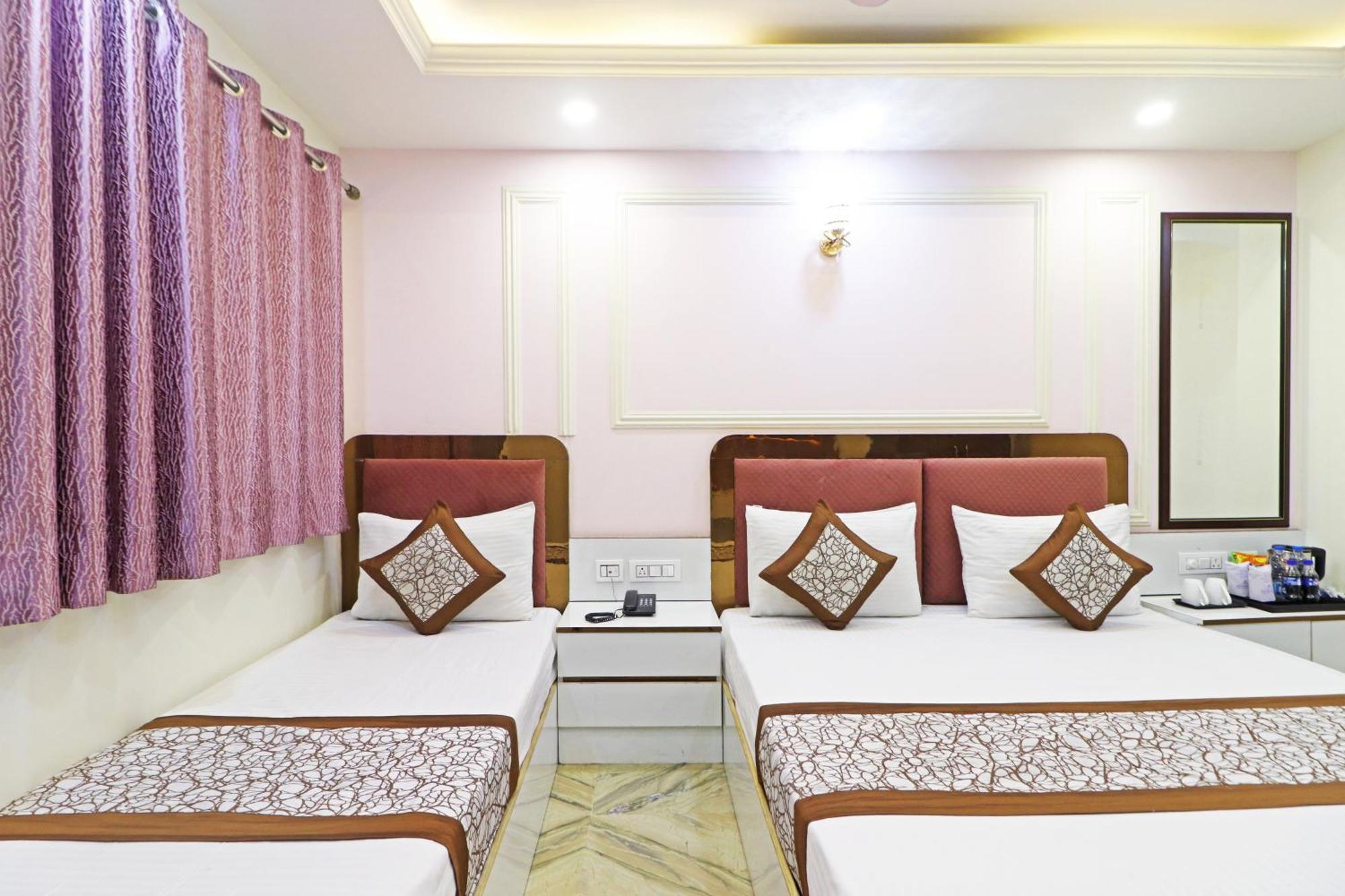 Hotel Samrat Residency 10 Mints Walking Distance Nizamuddin Railway Station New Delhi Exterior foto